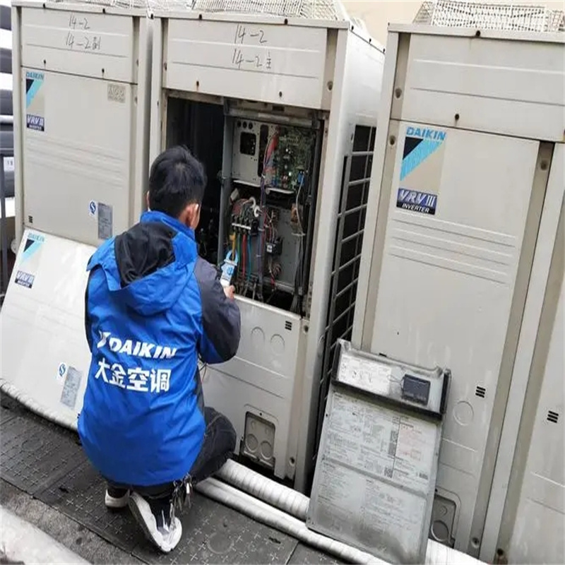 深圳宝安宝华柜机空调跳闸故障维修